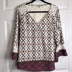 Valerie Stevens Women’s geometric pattern top with lace Size XL